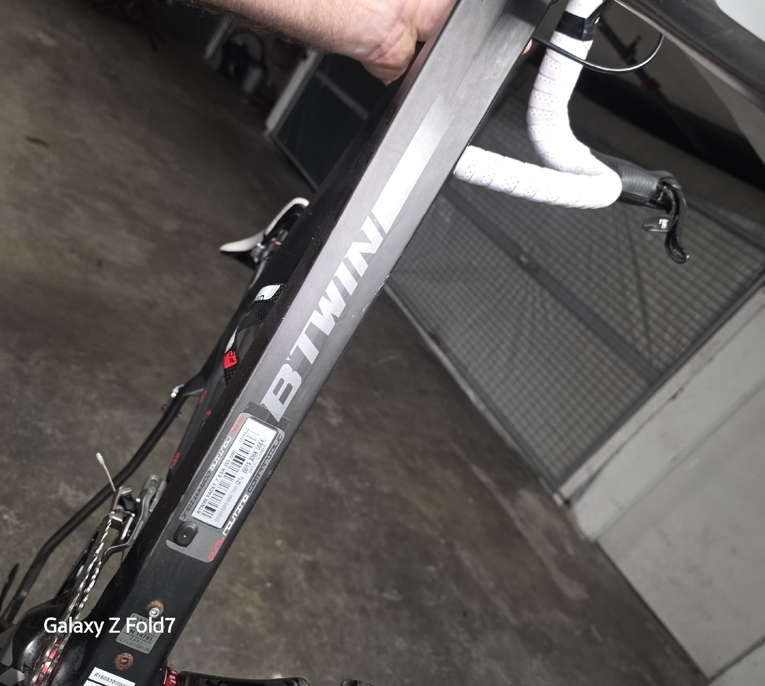 Pezzi di ricambio: Vélo de course Btwin cadre carbone  – Usato da Genève venduto da Fida2019