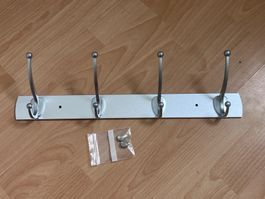 Hakenleiste silber neuwertig mit 4 Haken