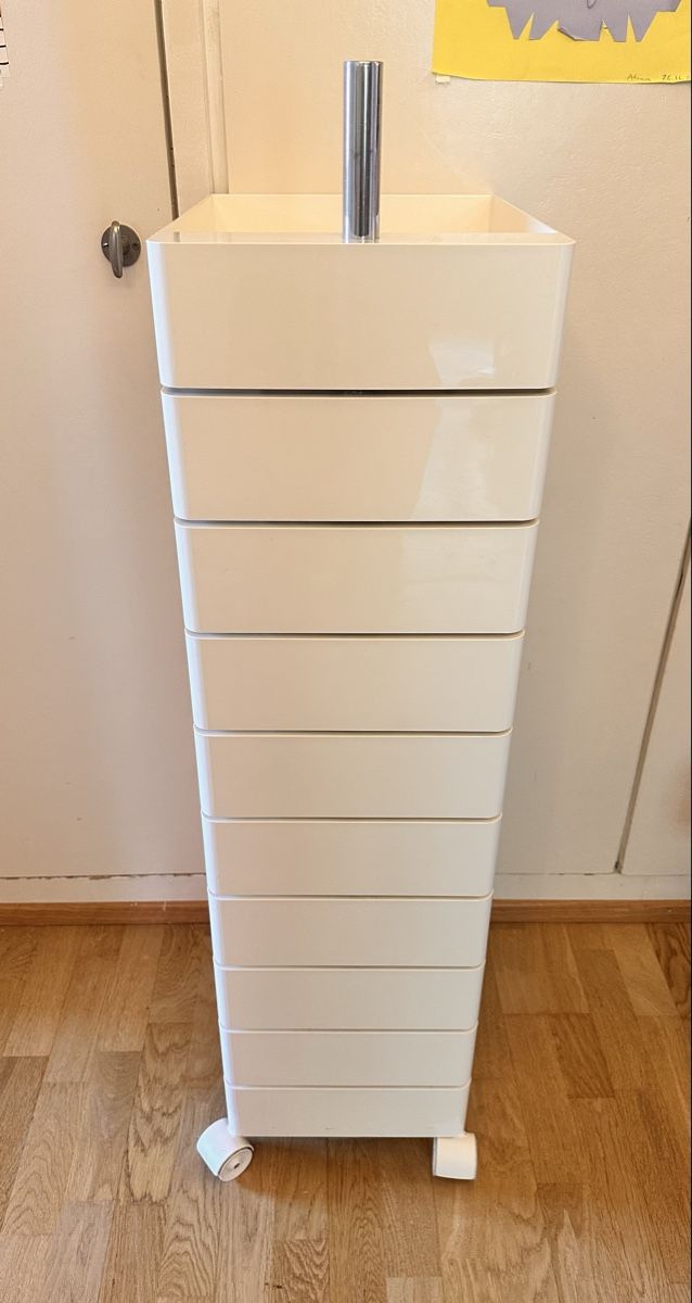 Magis Banconi: Magis 360 Container Hoch Weiss – Usato da Zürich venduto da Lochita 2