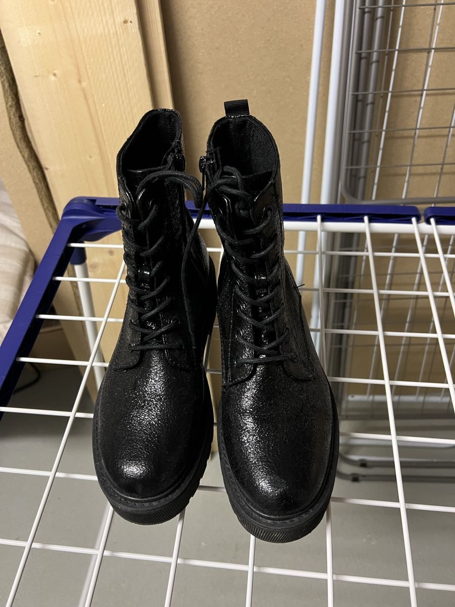 Scarpe da donna: Stiefel schwarz – Nuovo (secondo la descrizione) da Nesselnbach venduto da cel_nn26