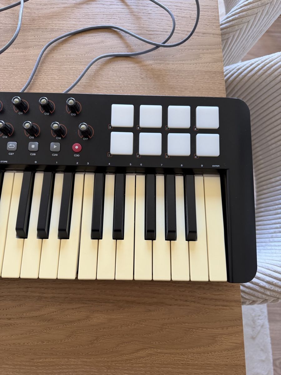 M-Audio Instruments de musique: M-Audio Oxygen 49 USB MIDI Keyboard Controller gebraucht – D'occasion à Lyss par len_d62n 3