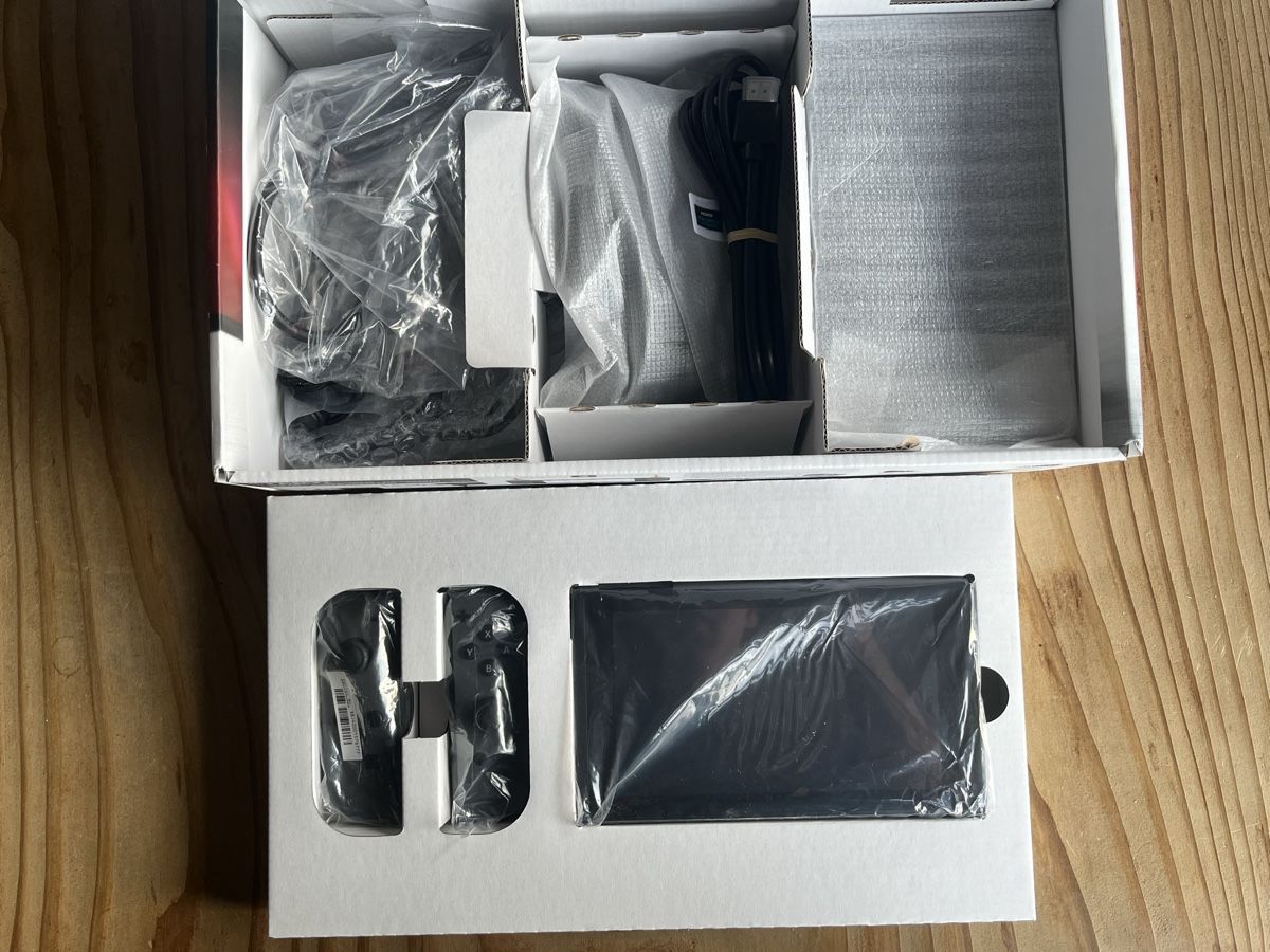 Nintendo Konsolen: Nintendo Switch schwarz – Neu (gemäss Beschreibung) aus Port von PrimeRides 1