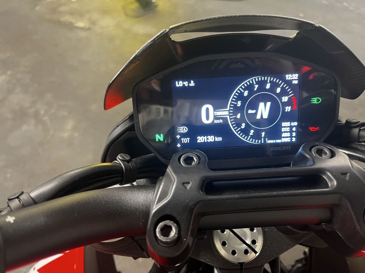 Ducati Strada: DUCATI HYPERMOTARD 950 RVE – Usato da Urdorf venduto da Rotti69 4