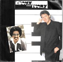 Paul McCartney & Stvie Wonder - Ebony And Ivory