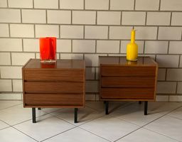 Set: Mid Century Schubladen Möbel