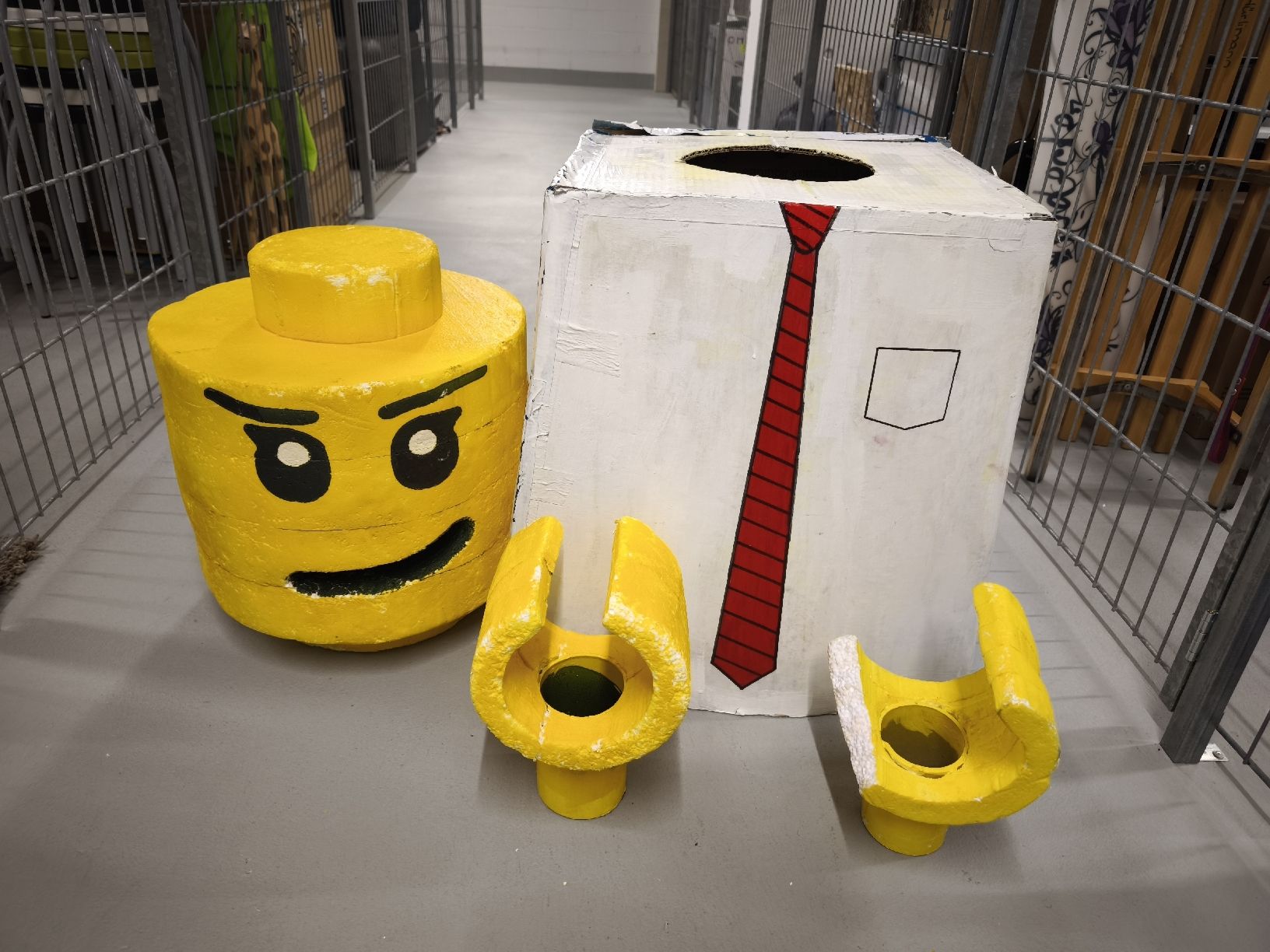 Costumi: Kostüm Lego Fasnacht – Usato da Wetzikon ZH venduto da masterzopp