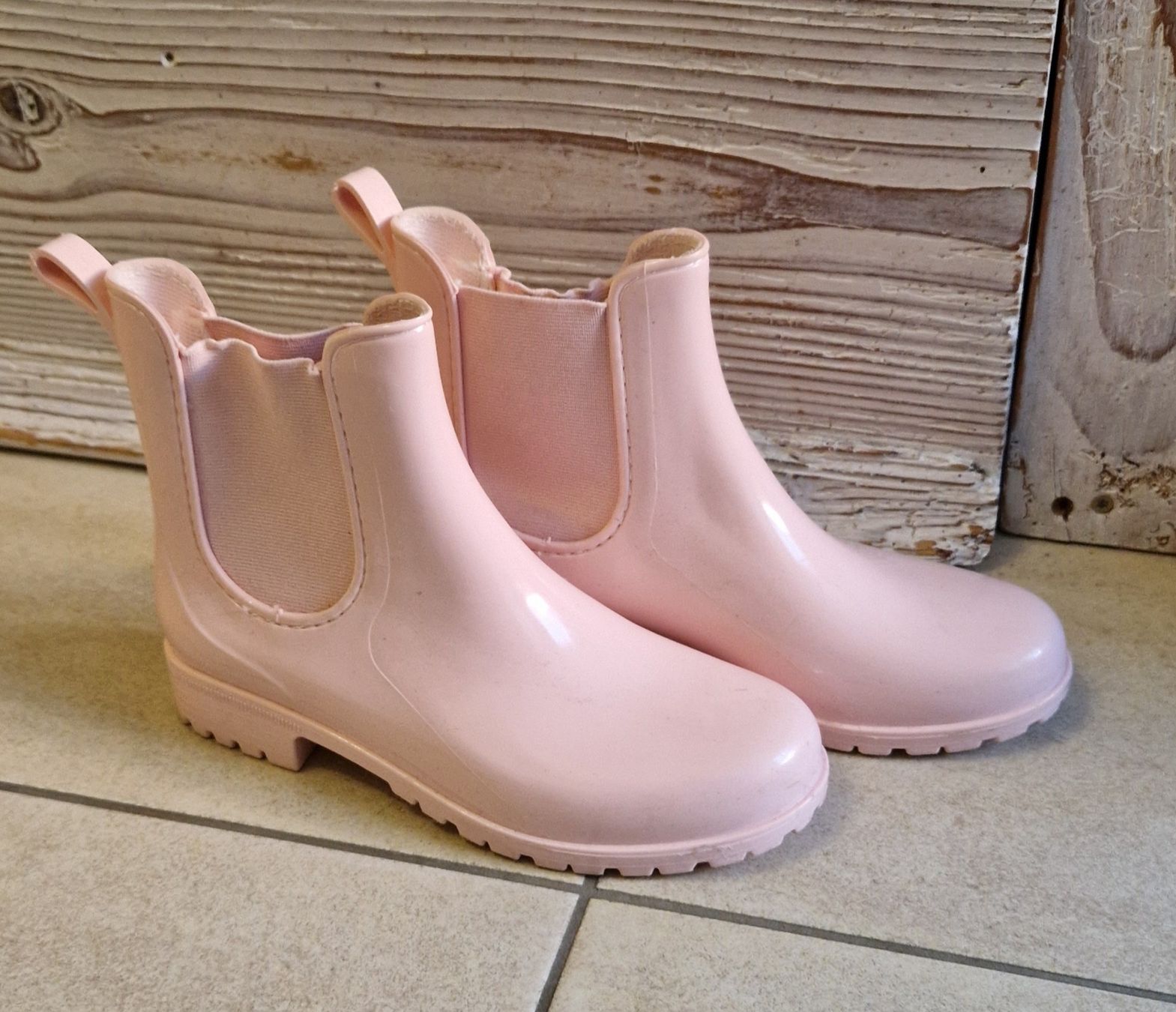 Scarpe da uomo: Rosa Gummistiefel Gr. 31 – Usato da Benken SG venduto da EgMoJo