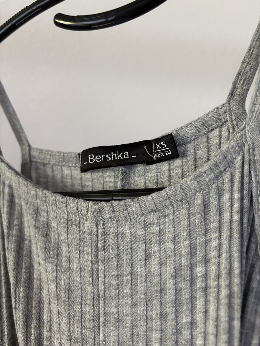Bershka Vestiti: Sommerkleid grau – Nuovo (secondo la descrizione) da Kaltbrunn venduto da celiabernet 1