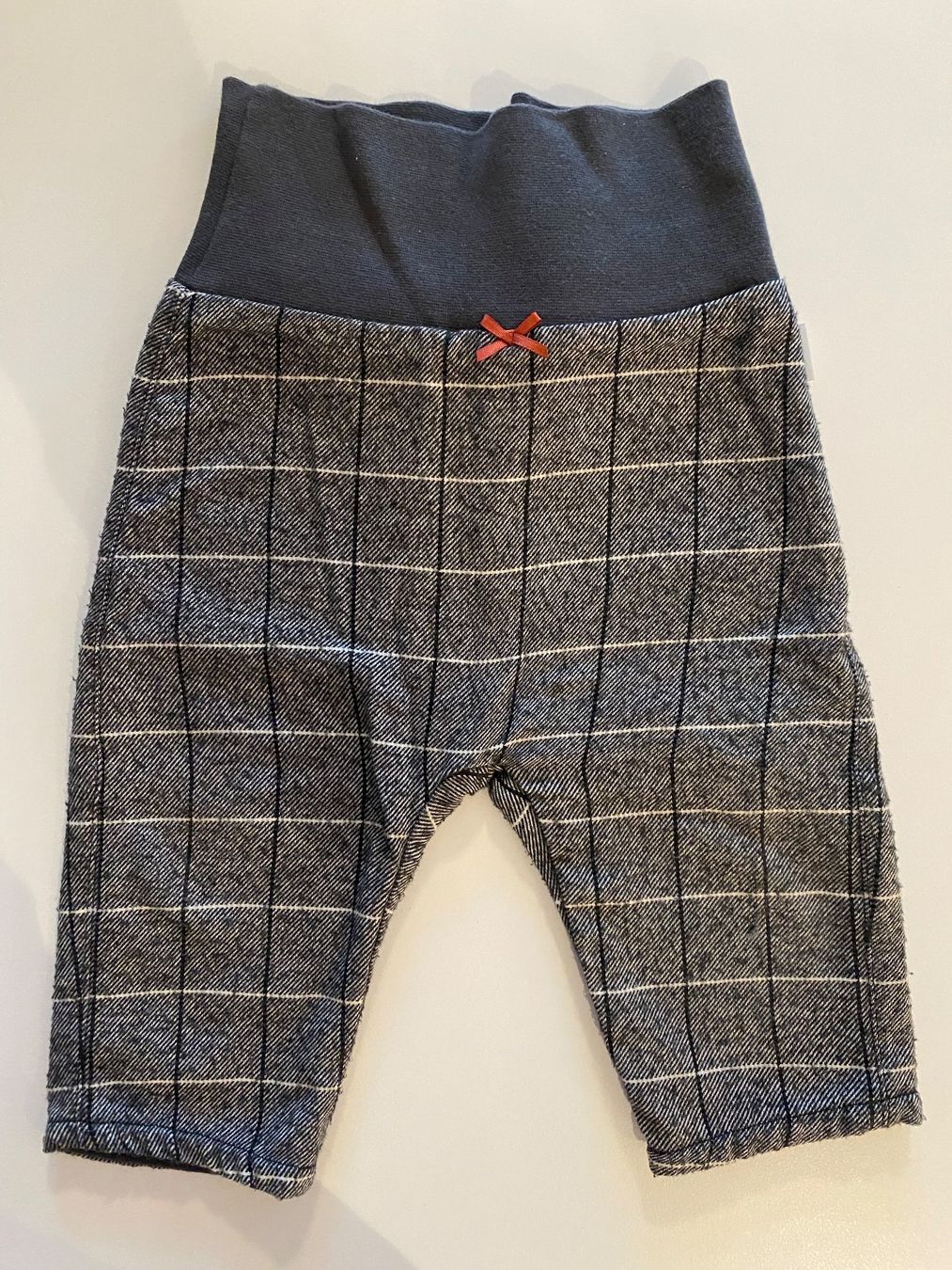 Sanetta Pantaloni: Baby Hose Sanetta Gr. 68 – Usato da Unterägeri venduto da StefanGekko