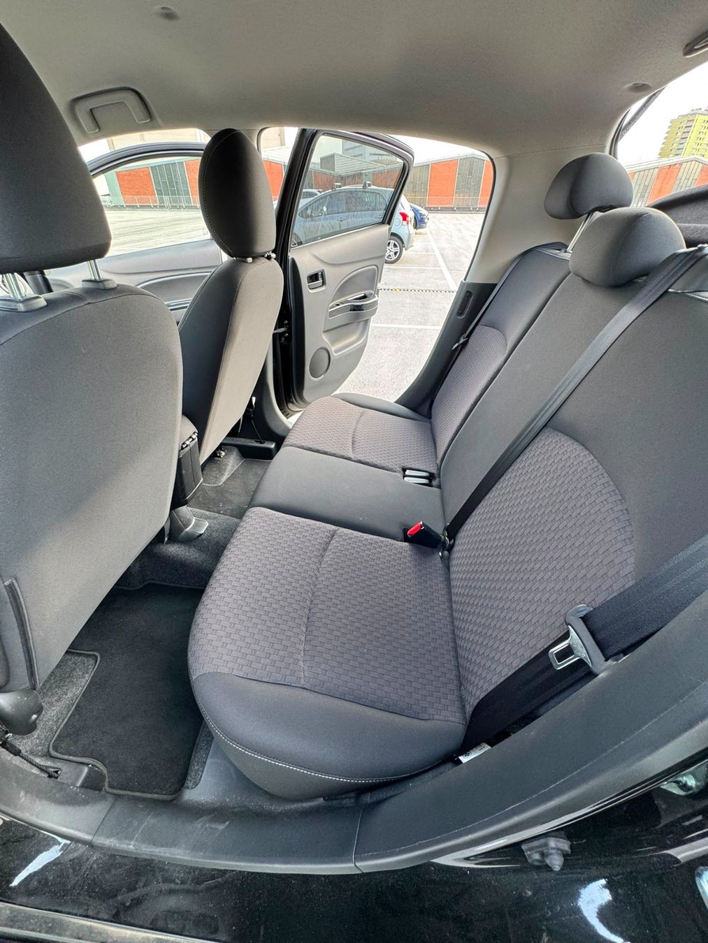 Mitsubishi Autos: Mitsubishi Space Star 1.2 Automat – D'occasion à Buchs ZH par MainstreamV 7