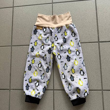Coole Softshellhose Pinguine, Grösse 98/104, guter Zustand