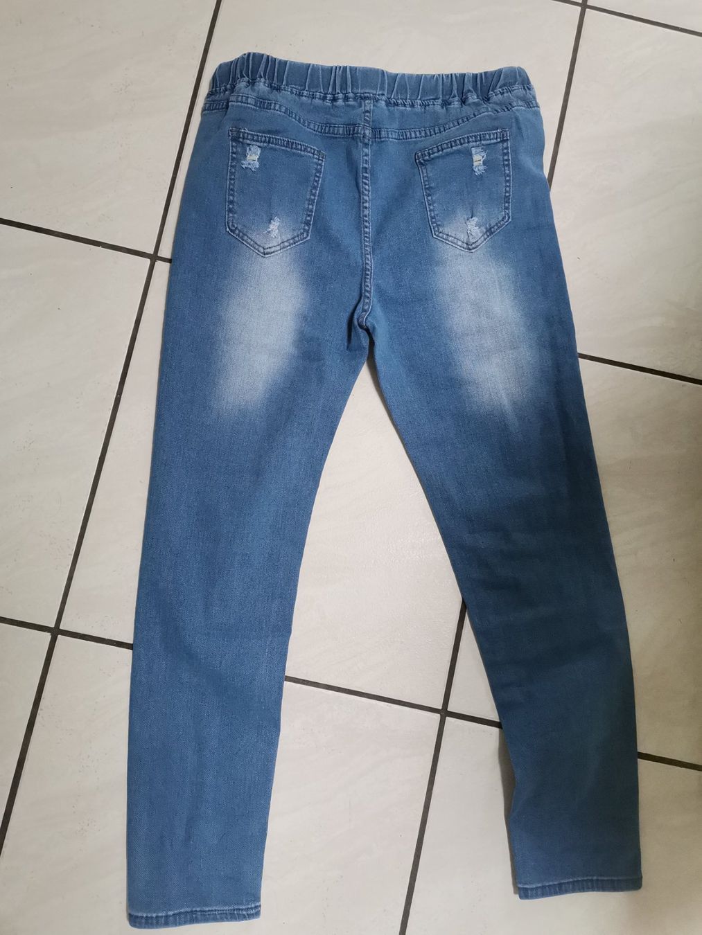 Jeans: Jeans Gr. 38 – Neu (gemäss Beschreibung) aus Therwil von JeannysTrendStyle 1
