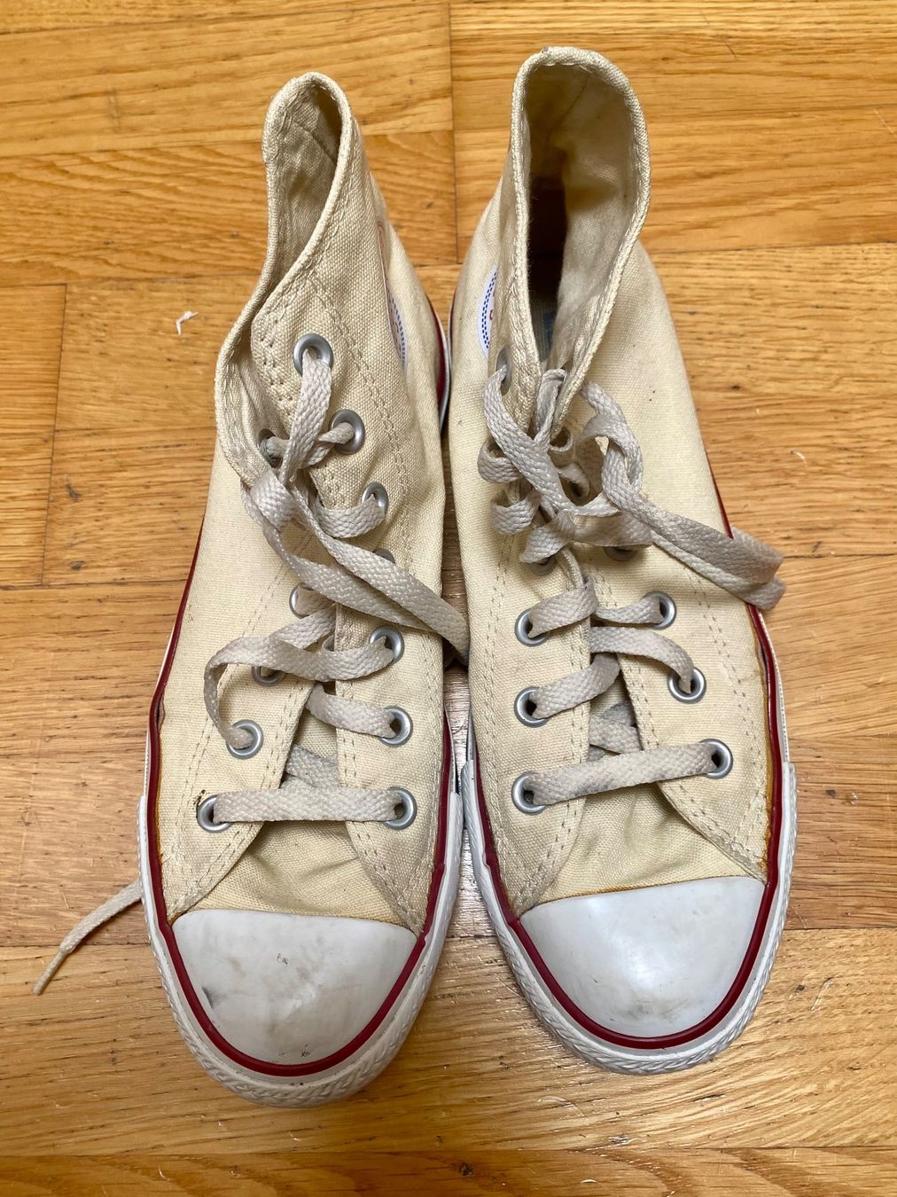 Converse Scarpe da uomo: Converse / All Stars Chucks – Usato da Luzern venduto da i-love-guacamole