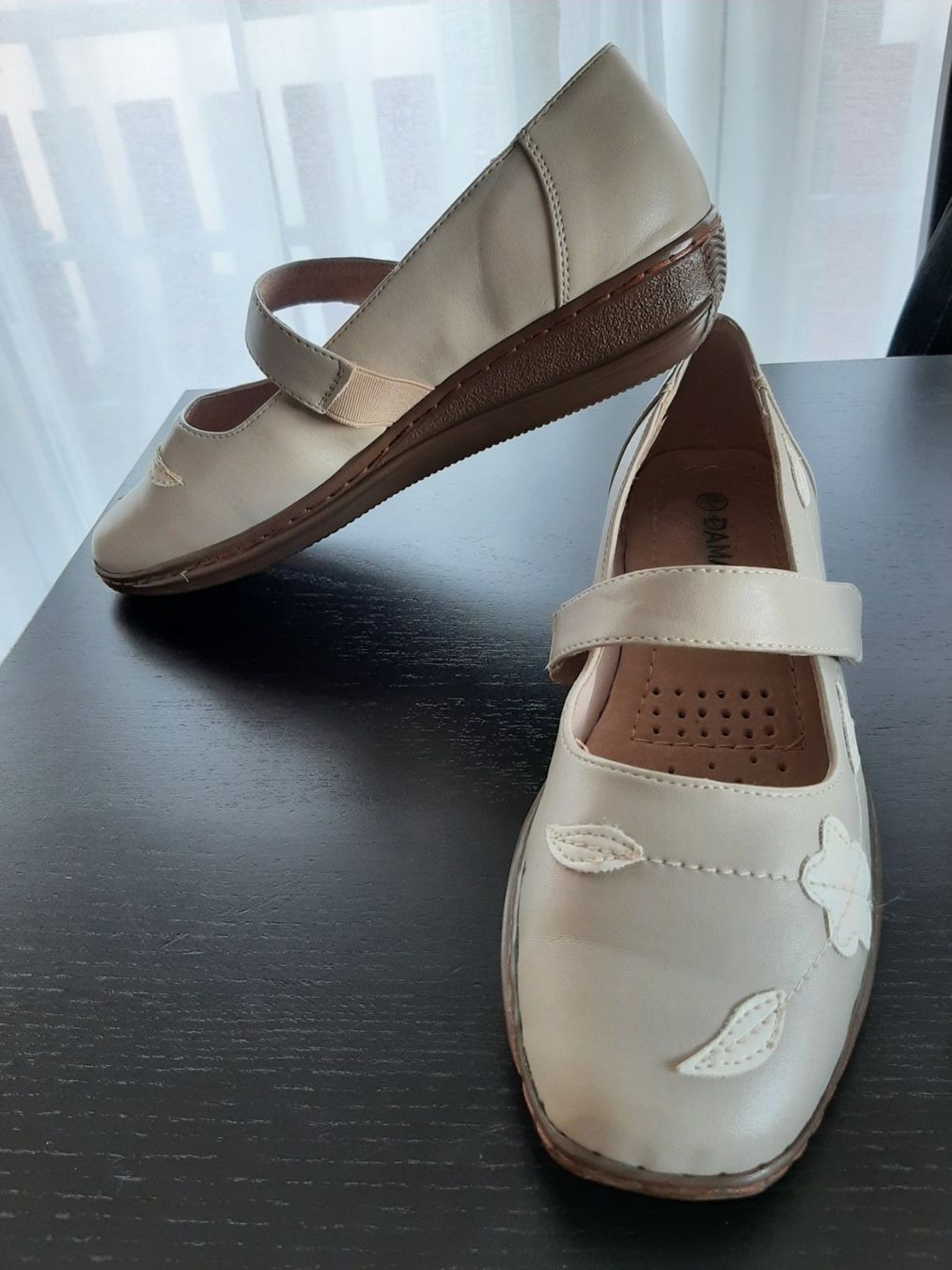 Scarpe da donna: Schöne, bequeme Damenschuhe – Nuovo (secondo la descrizione) da Nottwil venduto da Janny77