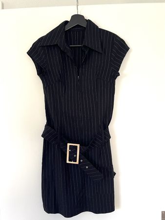 y2k Kleid mit Gürtel
