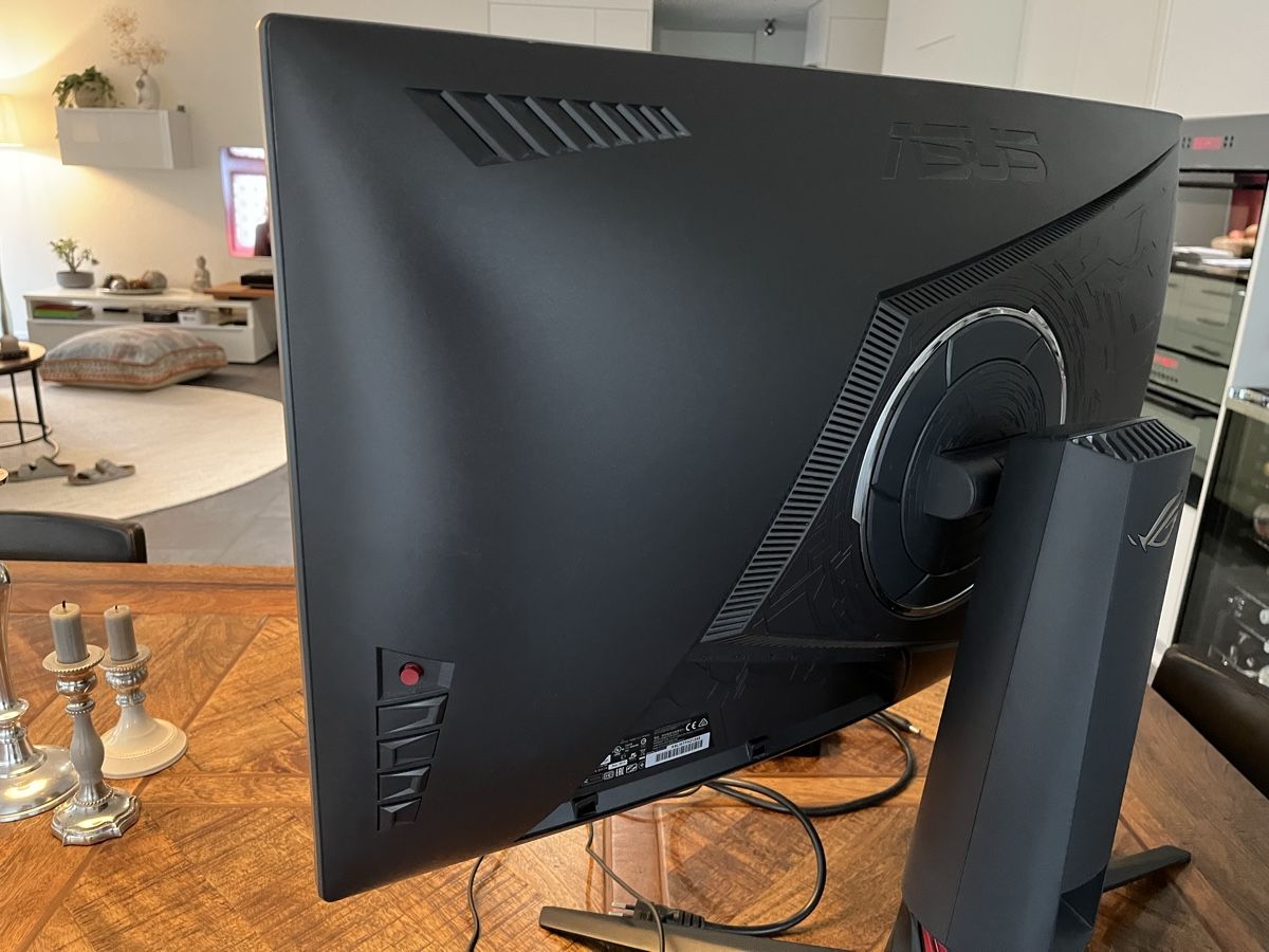 Monitor: Curved Gaming Bildschirm DEFEKT  – Difettoso da Zürich venduto da divertimento4 4