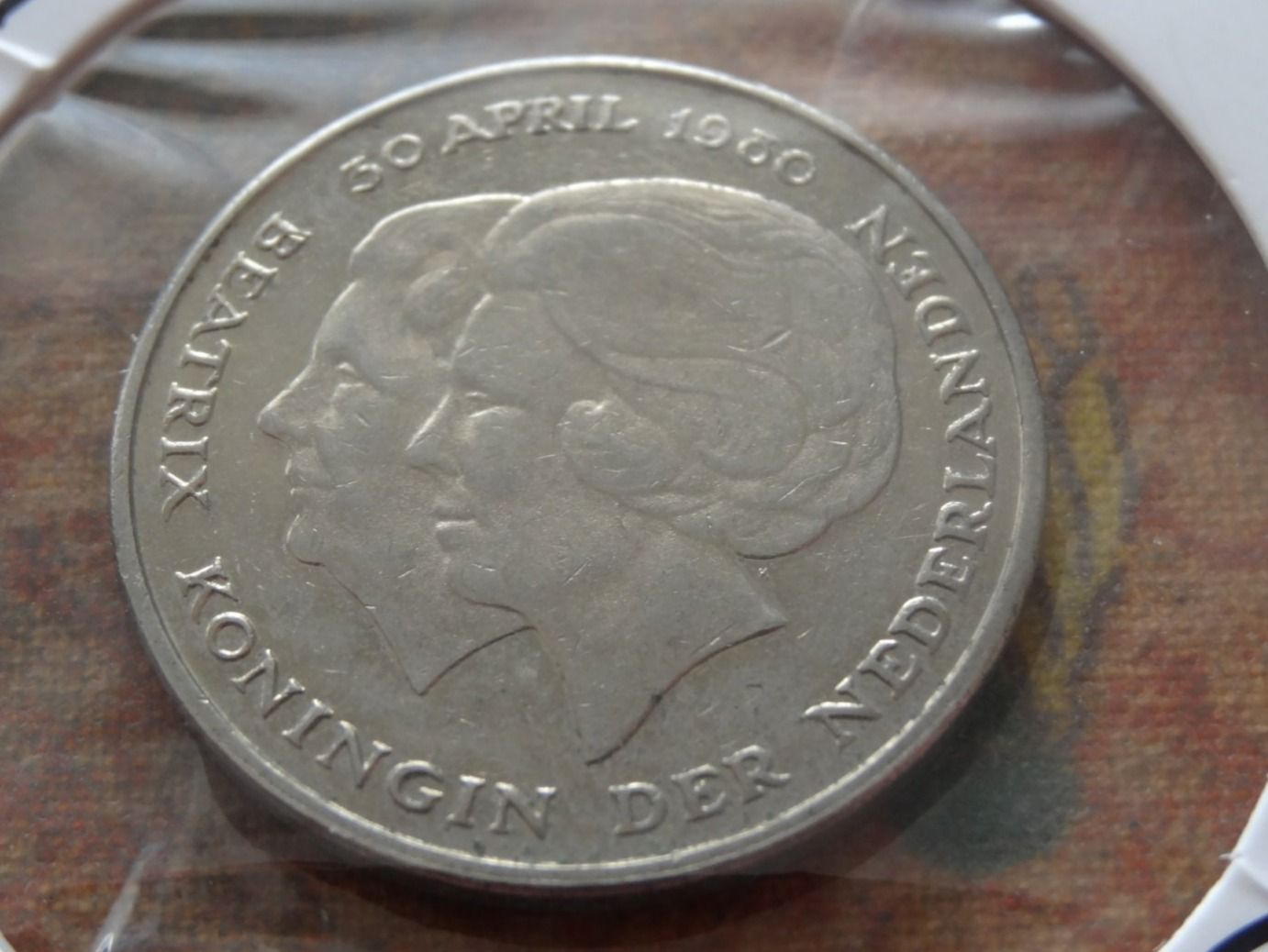 Tutti le monete: PAYS-BAS  Nederland  1 Gulden  1980 – Usato da Romanel-sur-Lausanne venduto da Swift13 1
