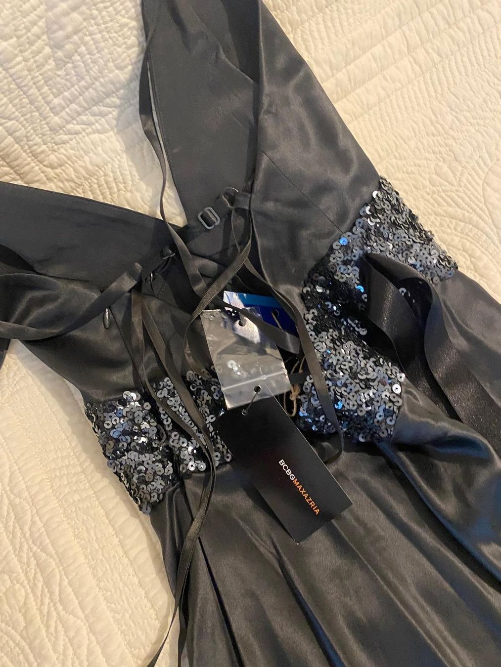 Vestiti: Robe noire à paillettes, – Nuovo (secondo la descrizione) da nyon venduto da ine_9qw2 3