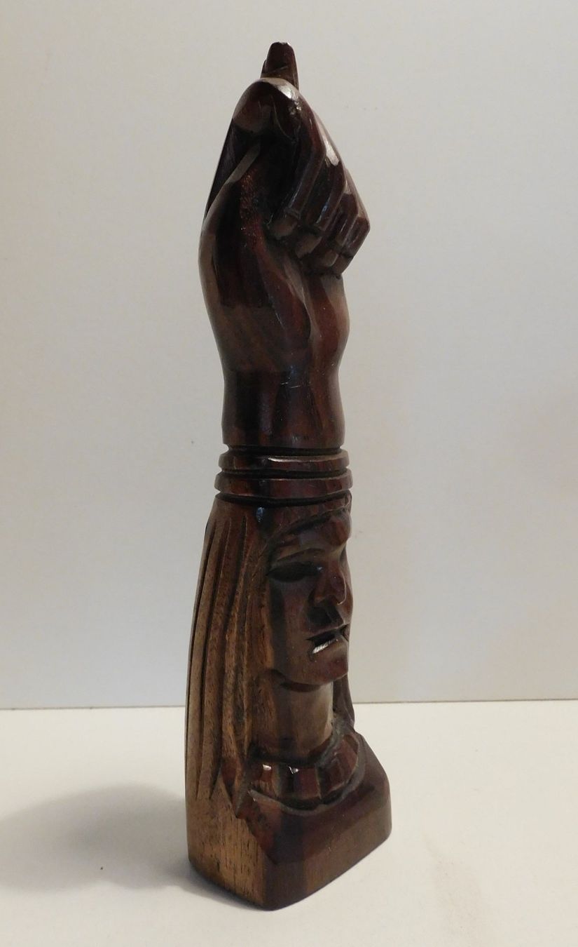 Figuren: Figur handgeschnitzte Holzfigur   20 hoch – Gebraucht aus Sursee von 76 6