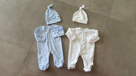Bodysuit with hat for newborn