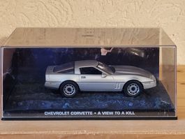 Auto 1:43 - Chevrolet Corvette - Diorama James Bond 007