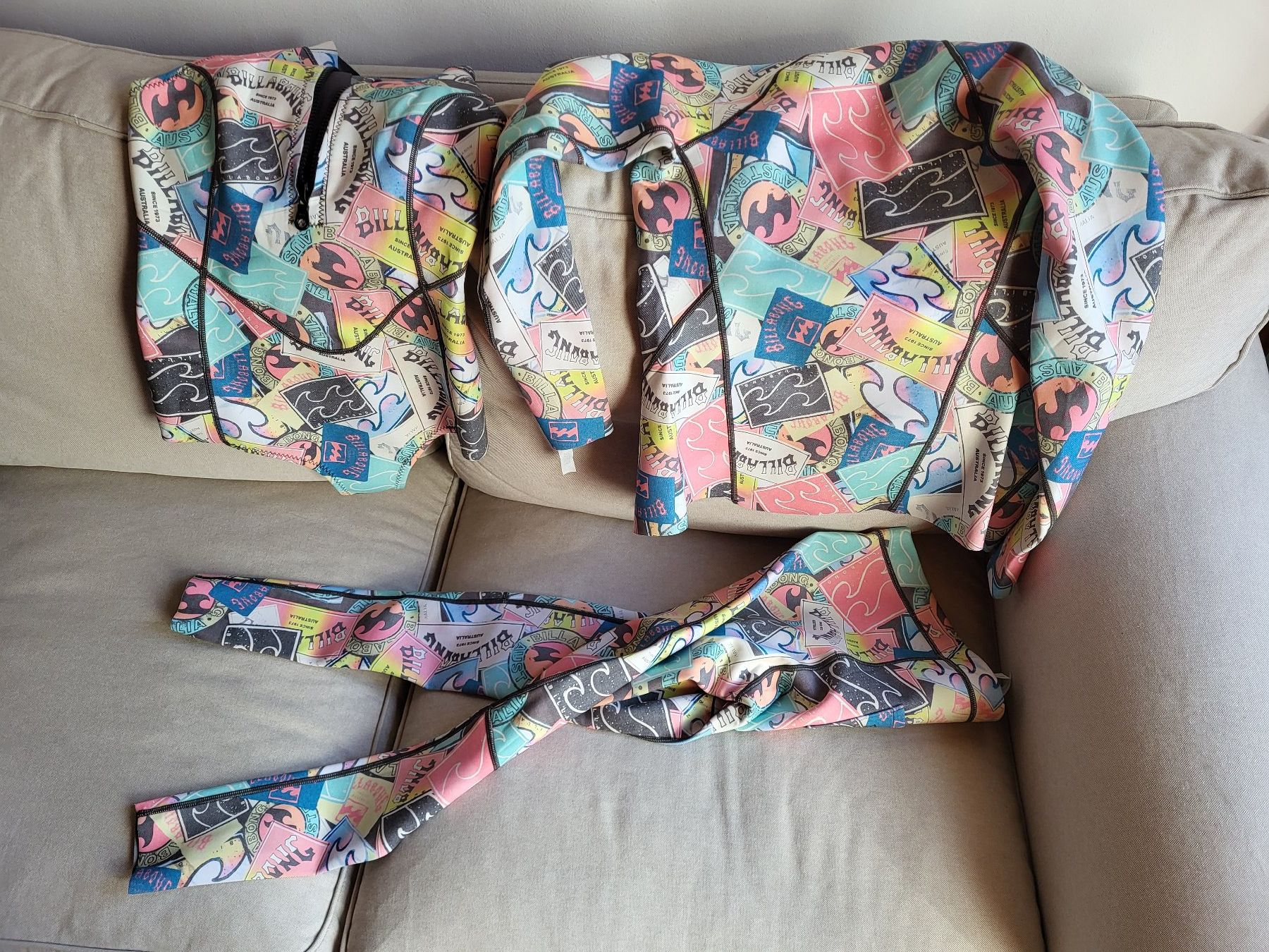 Completi & Tailleur: Billabong Surfanzug Damen – Usato da Schaffhausen venduto da Bobi013 1