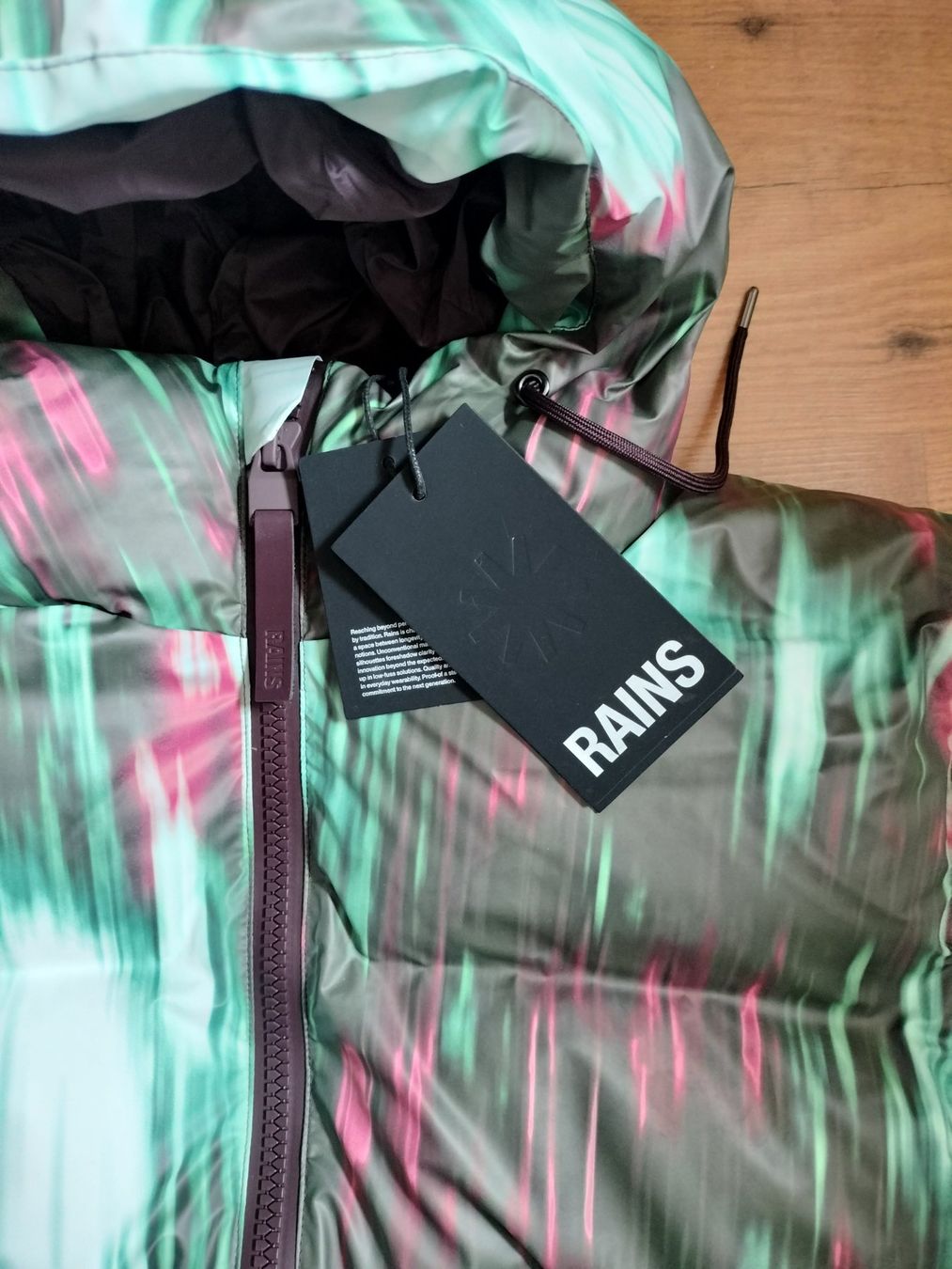 Rains Mäntel: Doudoune Rains Alta Puffer Jacket taille M – Neu und originalverpackt aus Renens VD von fel_gf6q 5
