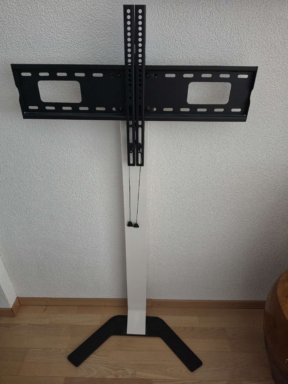 Wandhalterungen: TV Ständer Art FS-11 – Gebraucht aus St. Gallen von DarioB77