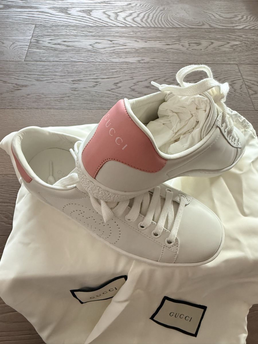 Scarpe da donna: Gucci sneakers – Nuovo e nell'imballaggio originale da Melide venduto da Nikola-123
