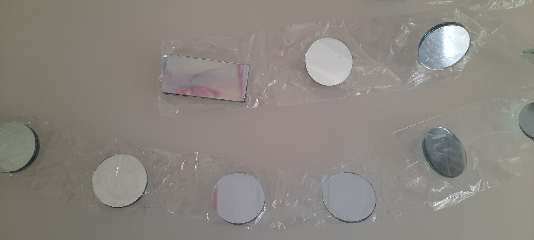Toutes les décorations: ★NEUE ★ Dekoration schöne runde Spiegelchen – Neuf avec emballage d'origine à Turbenthal par tirare 3
