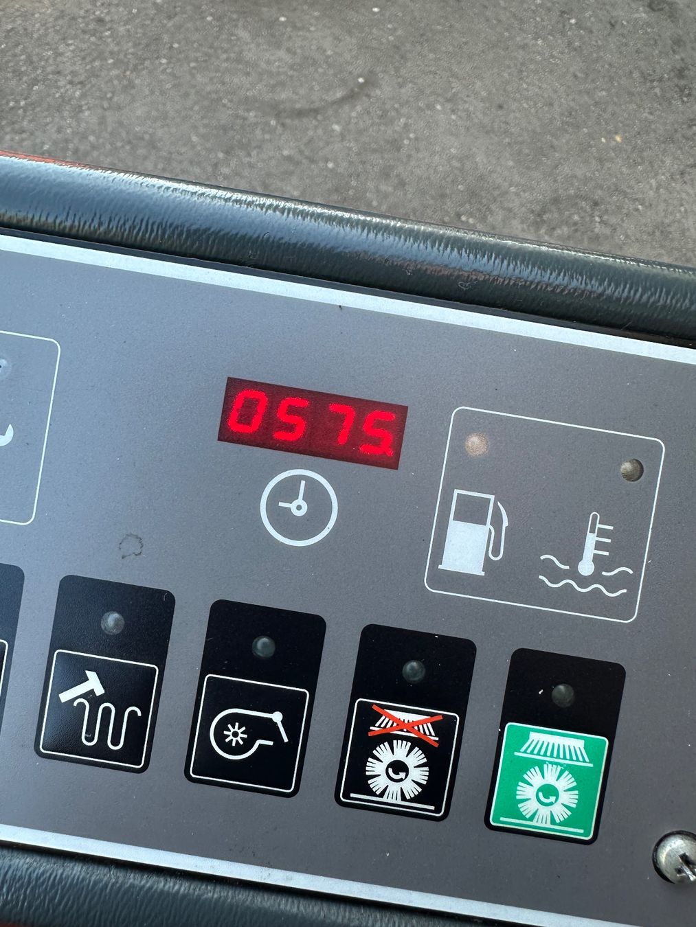 Hako Alle Maschinen: Hako Jonas 1450D Kehrmaschine – Gebraucht aus Lenzburg von billistar 4