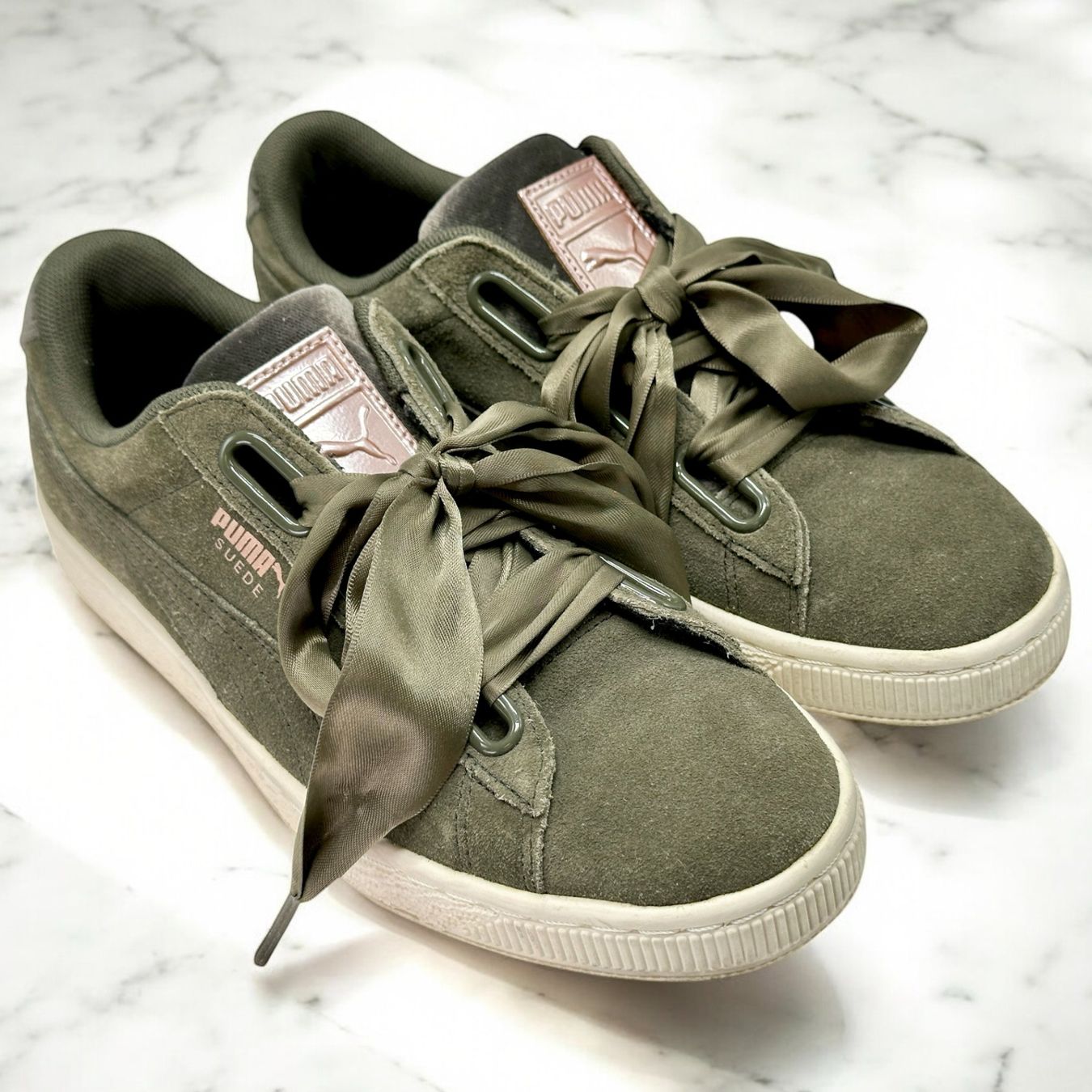 Puma Scarpe da donna: Puma Suede Heart olive. Pointure 38 – Usato da Morges venduto da magicle