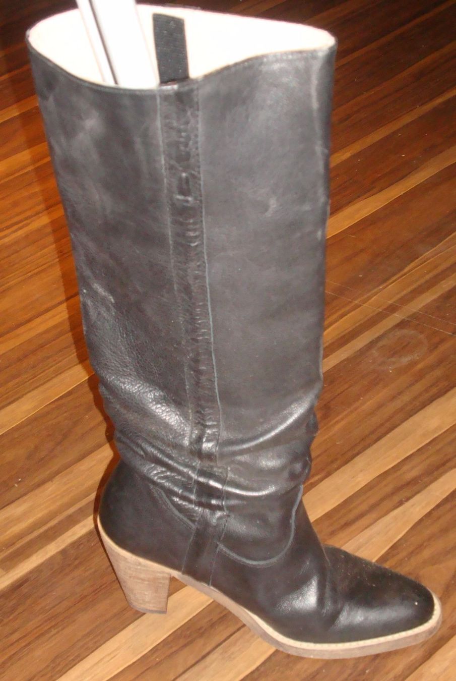 Damenschuhe: Neuwertige Damen-Lederstiefel – Neu (gemäss Beschreibung) aus Melchnau von Fishel