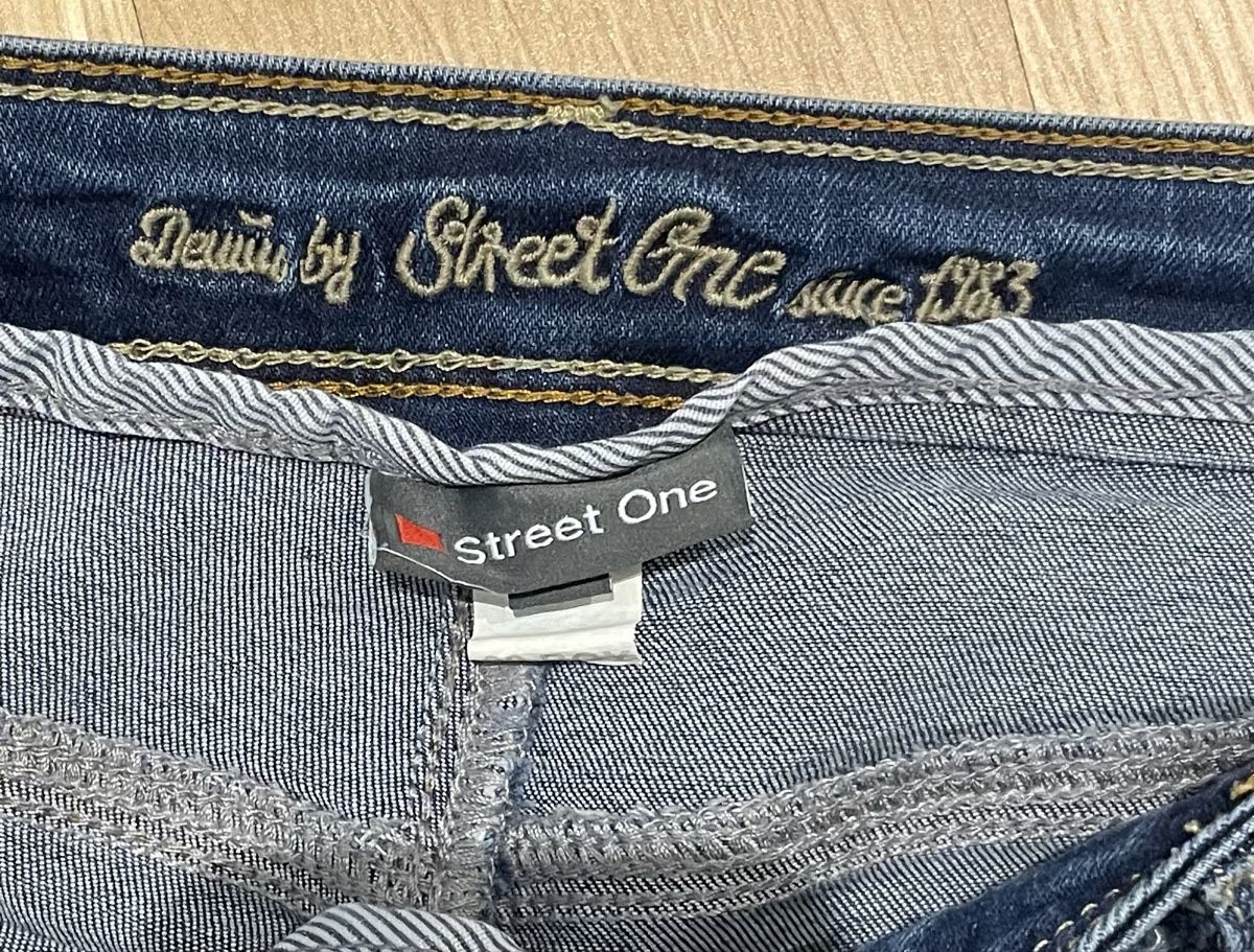 Jeans: Street One Jeans – Gebraucht aus Schaffhausen von L.BA 3