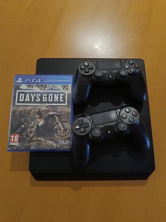 Konsolen: PS4 Slim 1TB mit 2 Controller – Gebraucht aus Bern von cli_px88