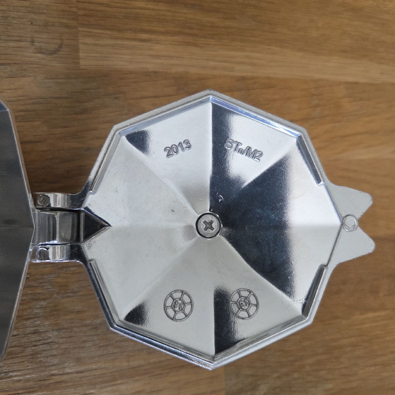 Bialetti Macchine per caffè & Macchine per espresso: Bialetti Moka Express Espressokocher Aluminium 2013 – Usato da Stans venduto da Ducati16 2