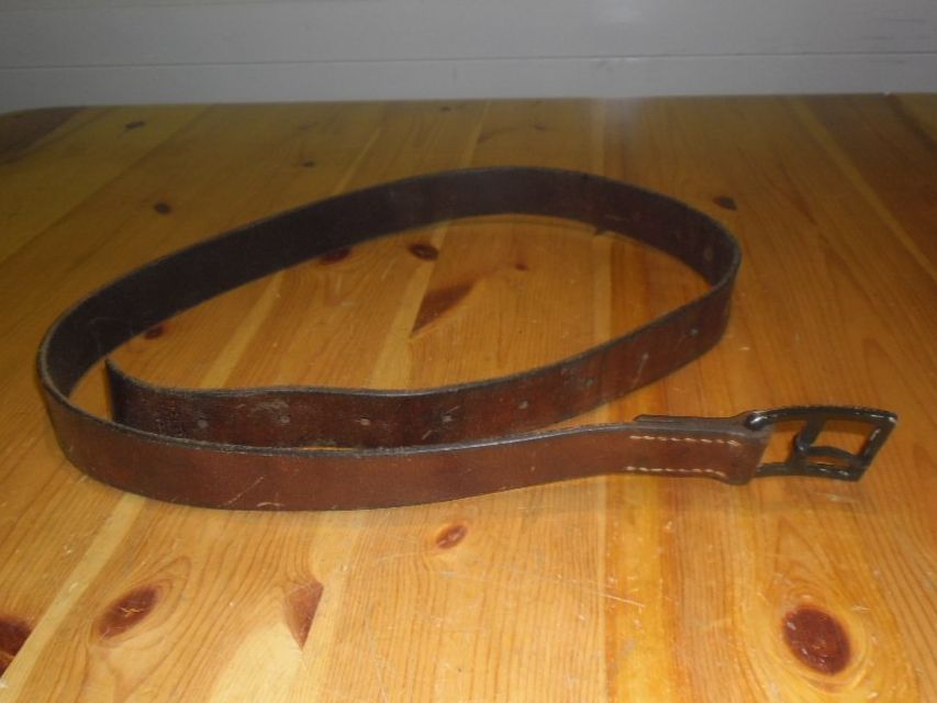 Gürtelschnallen: Ceinturon 120 cm – Gebraucht aus Büren SO von omsa