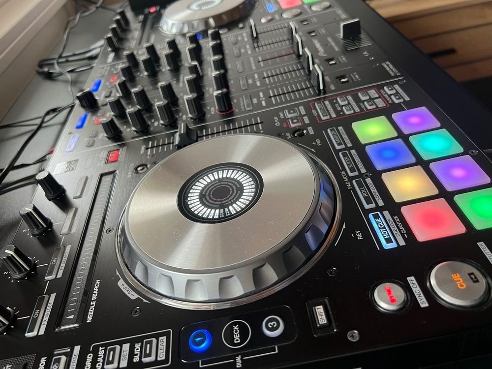 Pioneer Mischpulte: Pioneer DDJ-SX2 Performance DJ-Controller inkl. Plexiglas – Gebraucht aus Bottighofen von dermueller 1