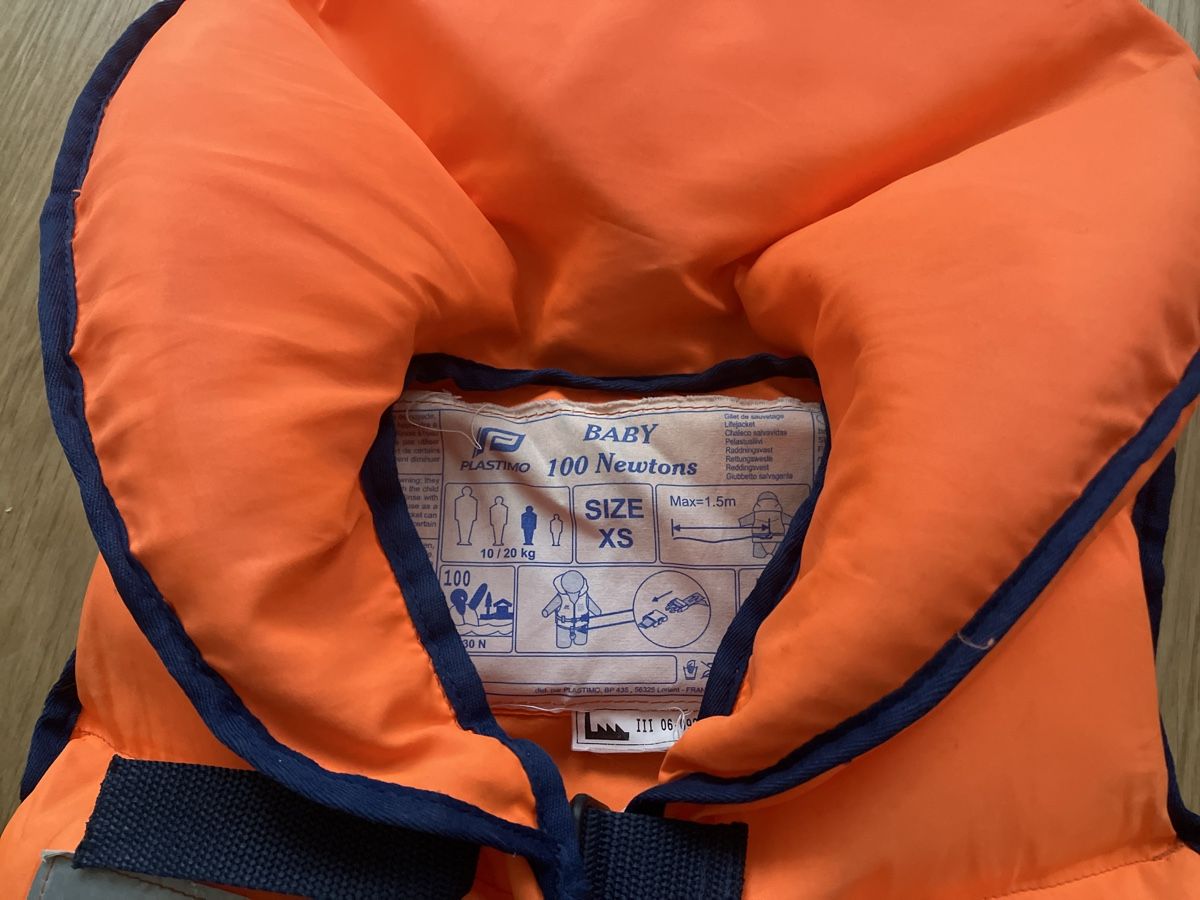Gilets de sauvetage: Kinder Schwimmwesten – D'occasion à Langnau am Albis par Dom72 1