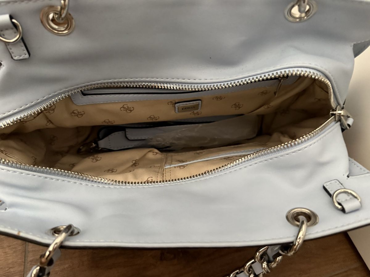 Guess Taschen für Damen: Guess Handtasche  – Neu (gemäss Beschreibung) aus Holderbank AG von jolindlii 1