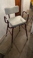 Jusqu’à fin août / Chaise d’appoint médicale