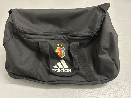 Reisetasche Adidas FC Basel schwarz guter Zustand 55cm