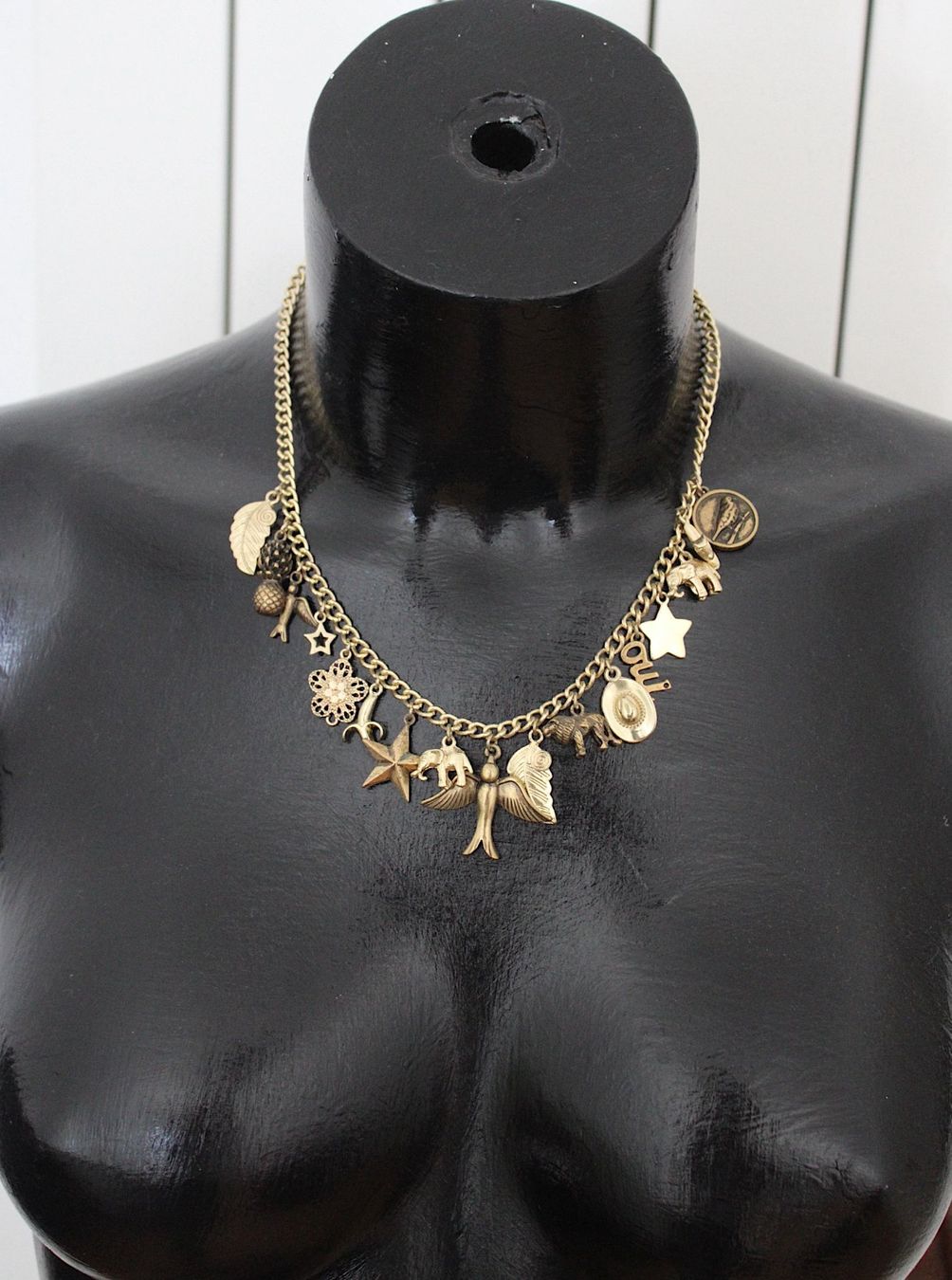 Ketten: Schöne Multi-Charm-Collier -Kette, – Gebraucht aus Locarno von madame-tus-sauds 2