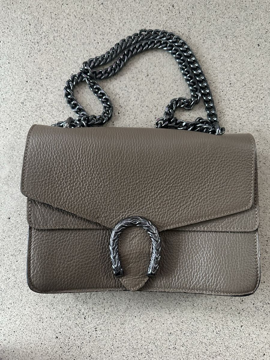 Borse da donna: Edle Tasche mit Schnalle – Usato da Schlieren venduto da cor_jgb7 6