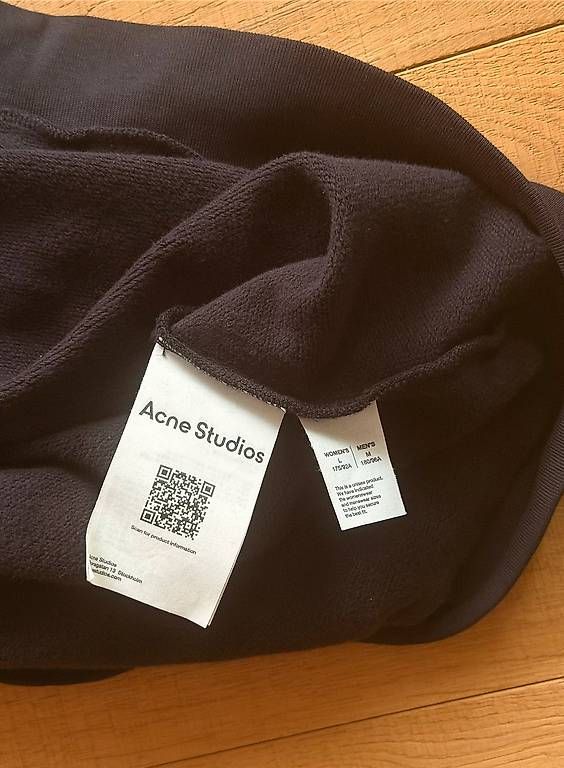 Acne Studios Pullover & Sweatshirts: Acne Studios Face Sweatshirt neu Grösse M – Neu und originalverpackt aus Zürich von rmn_b9cw 3