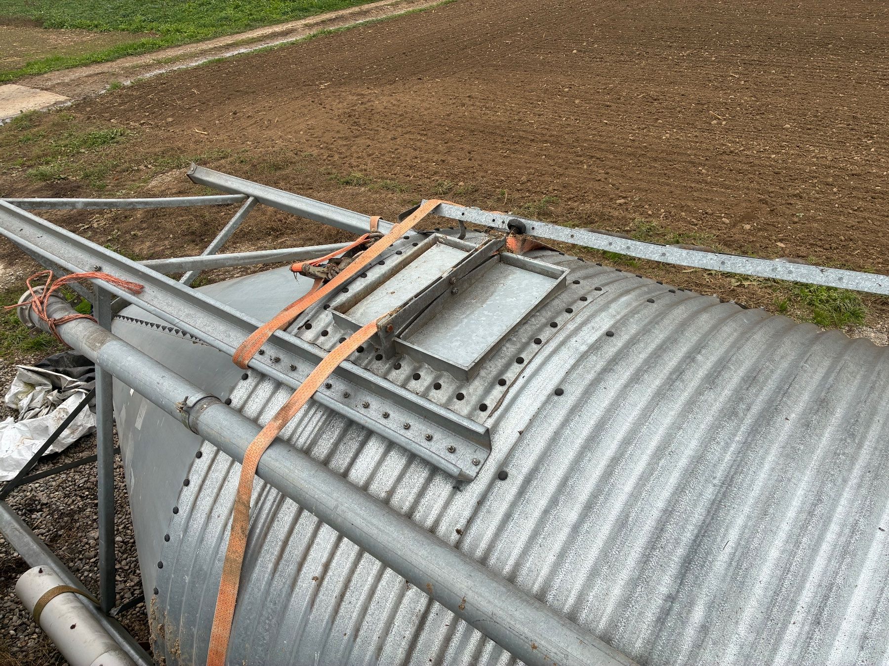 Nourriture: Futtersilo Metall gebraucht – D'occasion à Hallwil par Gugger013 3