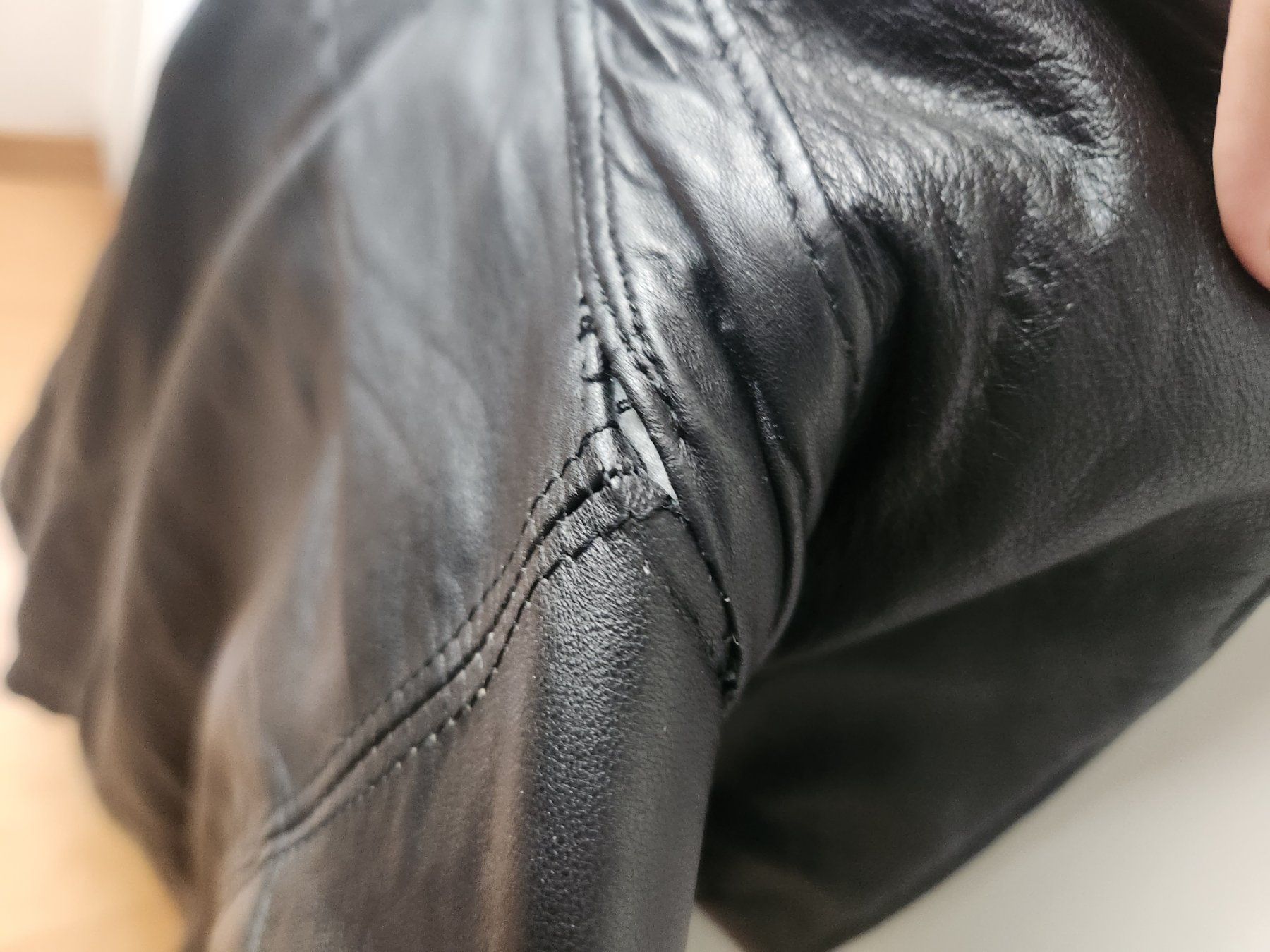 Vestes: Lederjacke schwarz Grösse M – D'occasion à Ennetbaden par ale_syz8 2