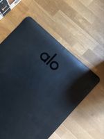 Alo Yoga mat – warrior black