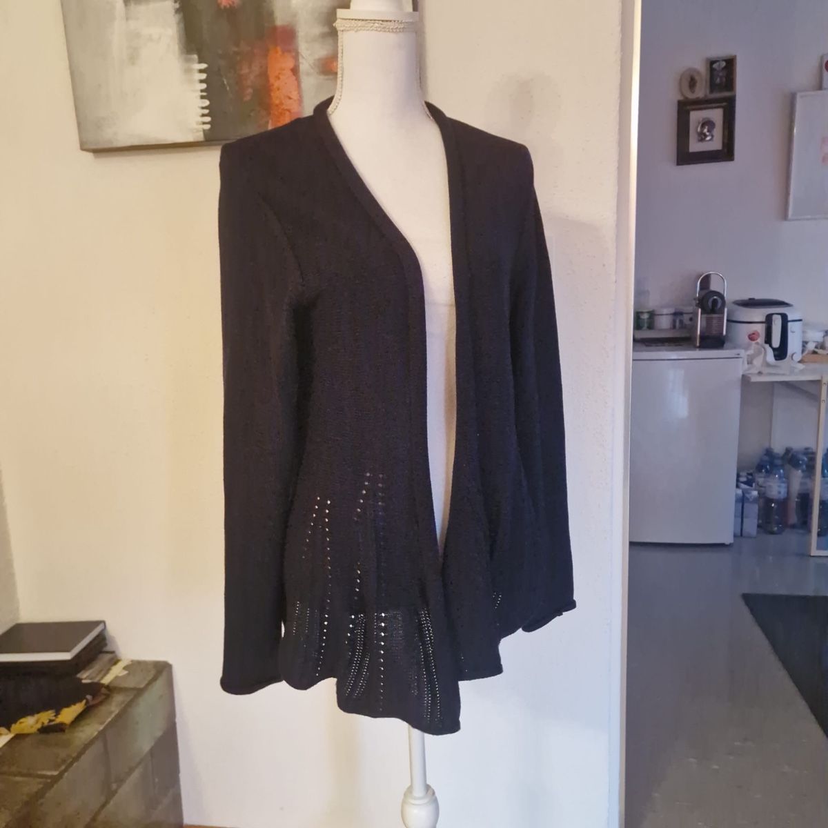 Giacche: Nove Marzzo Schwarze Strickjacke Gr.36 – Usato da St. Gallen venduto da mania03 1