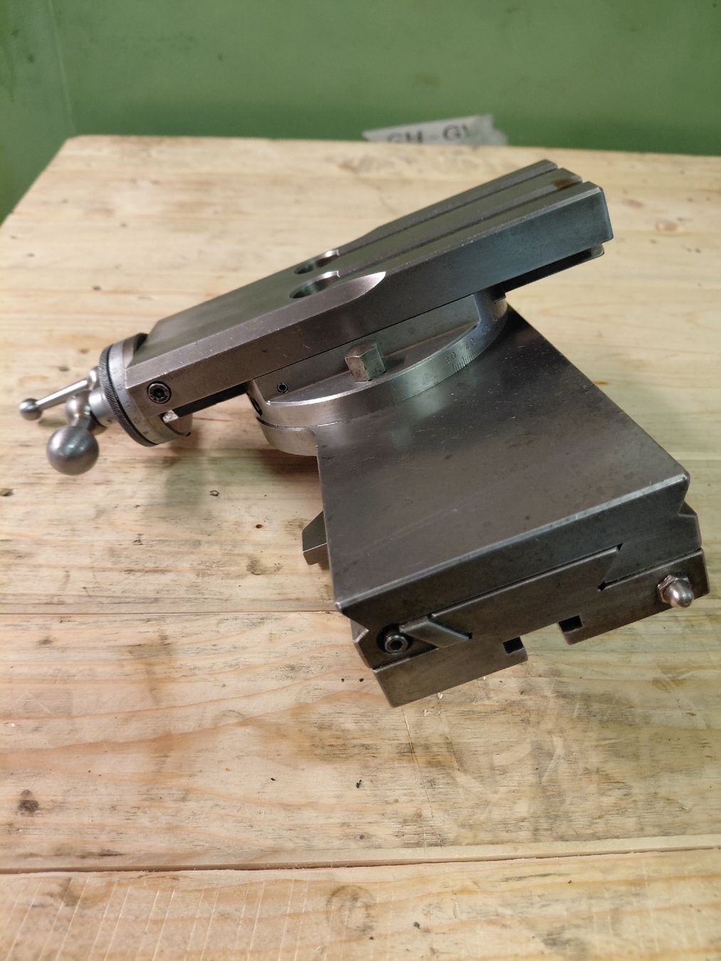 Schaublin Altro per industria metallurgica: Schaublin 102 Kreuzschlitten  – Usato da Schüpfen venduto da Marathon013 2